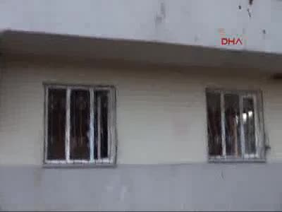 Cizre'de çatışma izleri