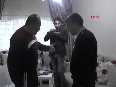 Şarapnel parçalarıyla yaralanan polis ikinci kez gazi oldu