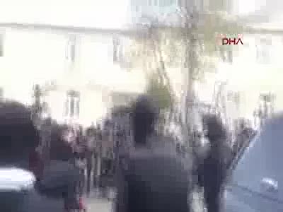 Operasyondan dönen polisler böyle karşılandı