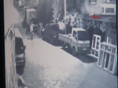 Annesiyle ilişki yaşadığı iddiasıyla komşusunu öldüren sanığa 'tahrik indirimi' istendi