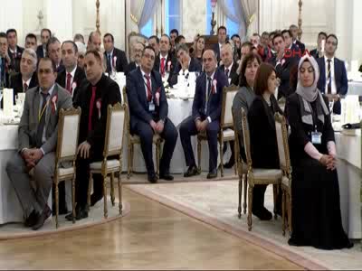 Davutoğlu: Türkmenlere ateş yağdıran kim olursa olsun mesajımız açıktır