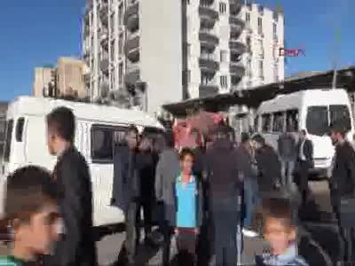 Cizre'de gece boyunca süren çatışma ilçeyi savaş alanına çevirdi