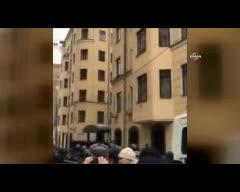 Türkiye Büyükelçiliği'ne taşlı ve yumurtalı saldırı