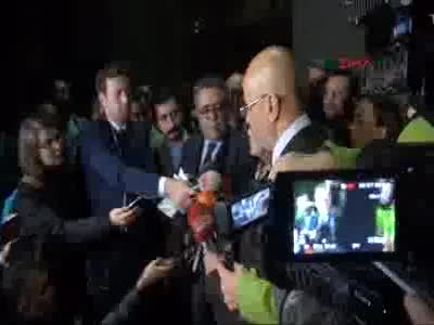 Can Dündar'ın tutuklanmasına tepki