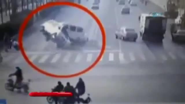 Çin'deki garip kazanın sırrı çözüldü: Tamamen gerçek!