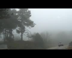 Bursa Uludağ'a kar yağdı, işletmeciler yeni sezondan ümitli!