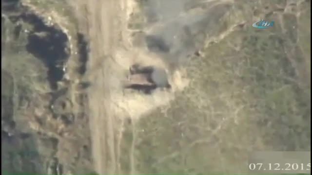 Azerbaycan, Ermenistan'ın zırhlı araçlarını vurdu