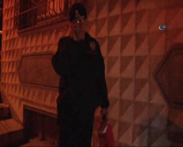 Bursa'da kiracıdan parasını alamadığı için kendi evini yakmaya çalıştı