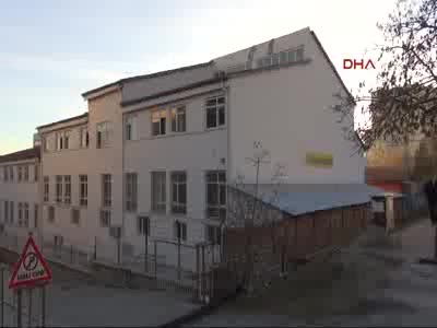Elazığ'da lisede bıçakla kavga: 1 öğrenci öldü
