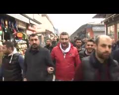 Bursa'da 'dönüşüm' esnafı sokağa döktü! 'Nereye gidelim?'
