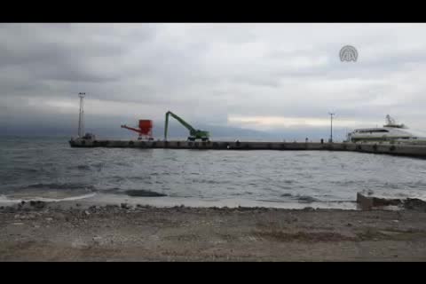 Sahil projesi ve Mudanya İskelesi için sessiz eylem