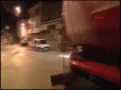 Ak Parti mahalle temsilciğine molotoflu saldırı