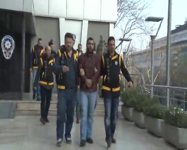 Bursa'daki silahlı kavgada zanlılar adliyede
