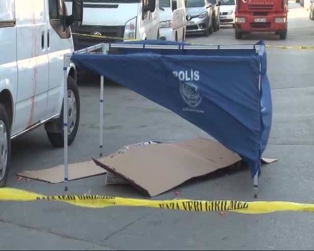 Bursa'da 4. kattan atlayarak canına kıydı