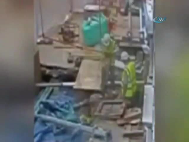 Dikkatsiz işçi küle dönüyordu