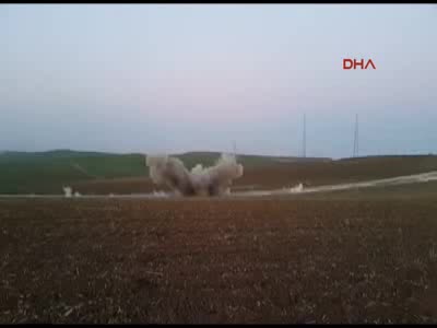 Teröristlerin yola tuzakladığı patlayıcı imha edildi