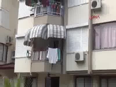 Falcının 'öleceksin' kehaneti çıkmasın diye çocuk istedi