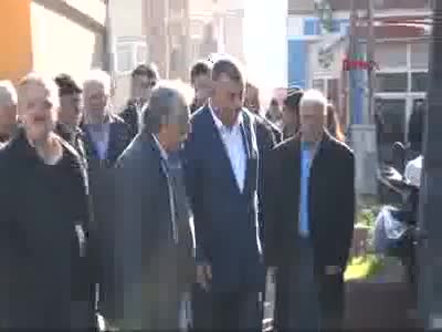 Bursalı gencin kız arkadaşı duvağıyla uğurlandı