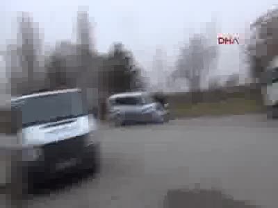 Eskişehir'de çalıntı kamyonet kasasından 2 ceset çıktı