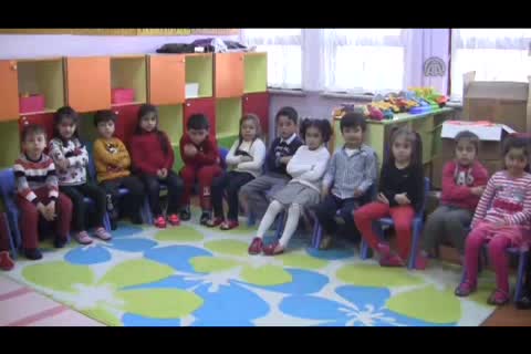 Bursalı miniklerden Muş'taki arkadaşlarına yılbaşı sürprizi
