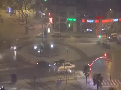 Bursa'da kar gece de sürdü