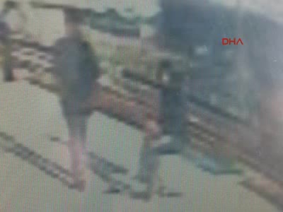 Ankara'da yakalanan canlı bomba Musa Canöz'ün Kızılay'da keşif yapması MOBESE'de
