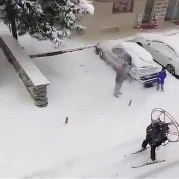 Bursa'da paramotorlu kayak keyfi