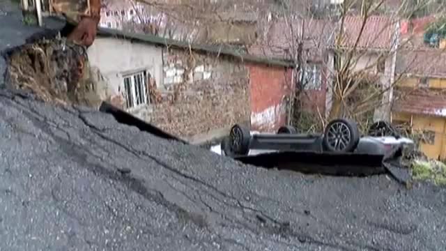 İstanbul'da akıl almaz kazalar!