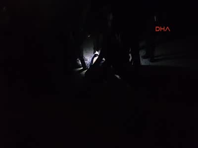 Evinin önünde silahlı saldırıya uğradı