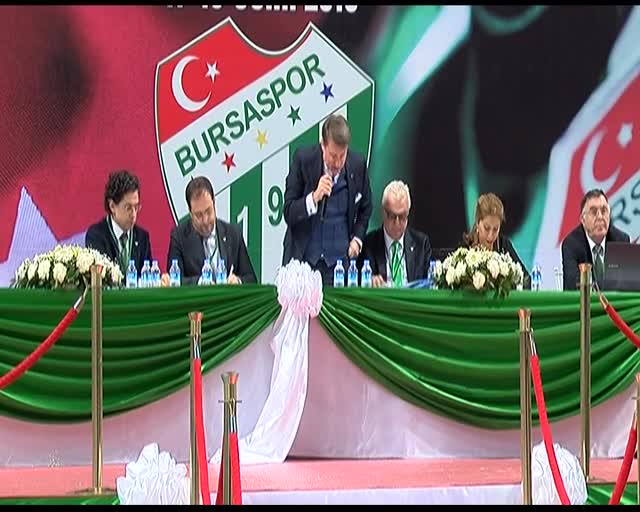 Bursaspor Kulübü Başkanı Recep Bölükbaşı ve yönetimi ibra edilmedi