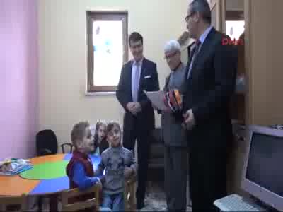 Bursa'da tedavi gören çocuklar karnelerine kavuştu