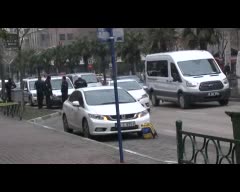 Bursa'da unutulan çanta bomba paniğine neden oldu