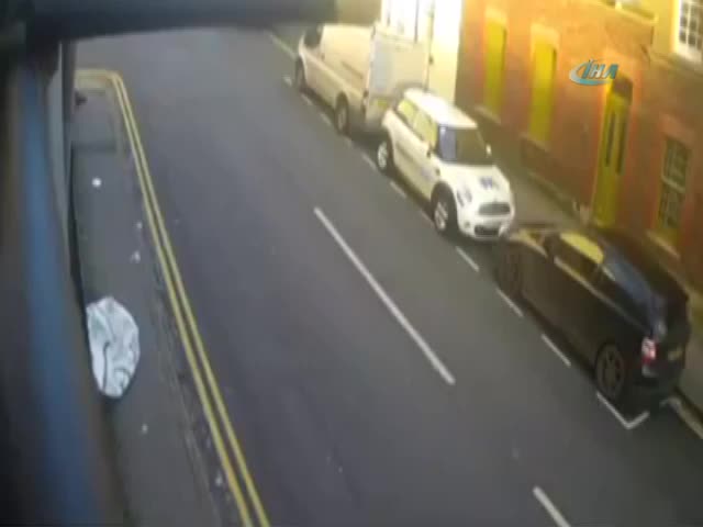 İngiltere'de feci trafik kazası!