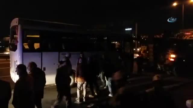 İstanbul'da otobüs devrildi: 1 ölü, 13 yaralı