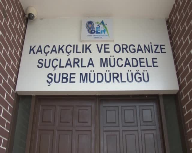 Bursa'da kömürlükten esrar çıktı!