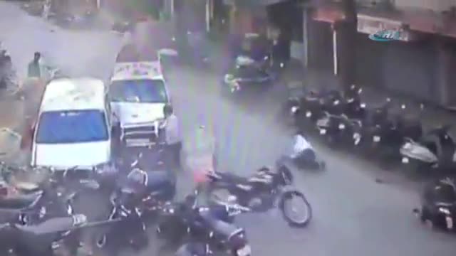 Ambulans dehşet saçtı: 1 ölü, 4 yaralı