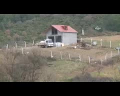 Tarım arazisindeki kaçak yapılar yıkıldı