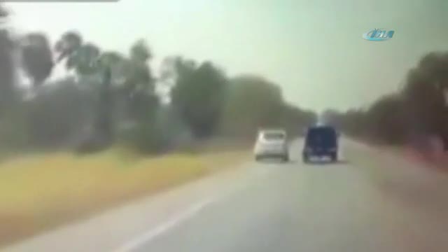 Trafikte yarış kötü bitti