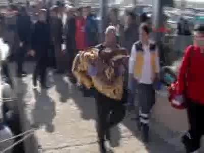 Ege'de iki mülteci faciası: 33 ölü