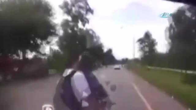 Öğrencilerin motosiklet macerası kötü bitti