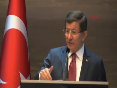 Başbakan Davutoğlu, Lahey'de Hollanda Türk toplumu temsilcileriyle bir araya geldi