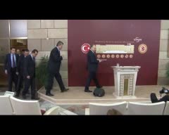 "Halk, PKK terörü ile AKP'nin hukuksuz uygulamaları arasında sıkıştı"