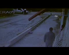 Babasını öldürüp intihar eden gencin son anları kamerada