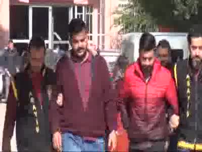'Şişe çevirme' oyununda 15 yaşındaki kızla cinsel ilişkiye 2 tutuklama