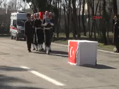Şehit Mehmet Dinç için Diyarbakır'da tören düzenlendi