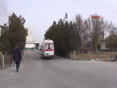 Yem fabrikasında patlama:1'i ağır 4 işçi yaralı