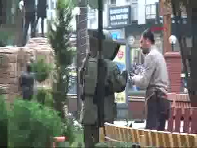 İkinci şüpheli paket paniği
