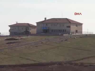 Öğrenci servisi ile kamyon çarpıştı: 15 yaralı