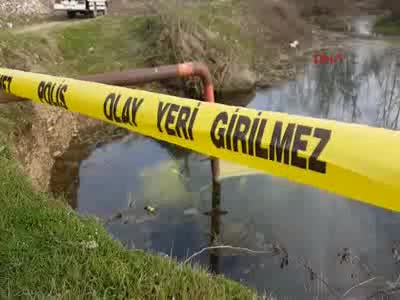 Kazı yaparken gölette ceset buldular
