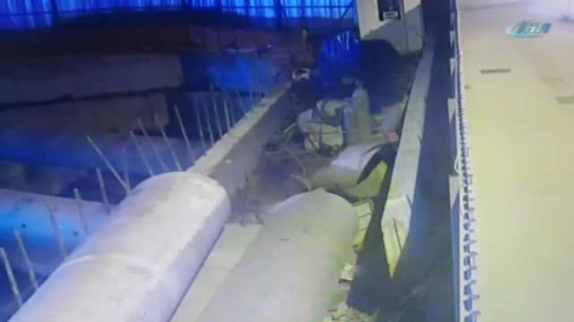 Araç şantiyeye böyle uçtu